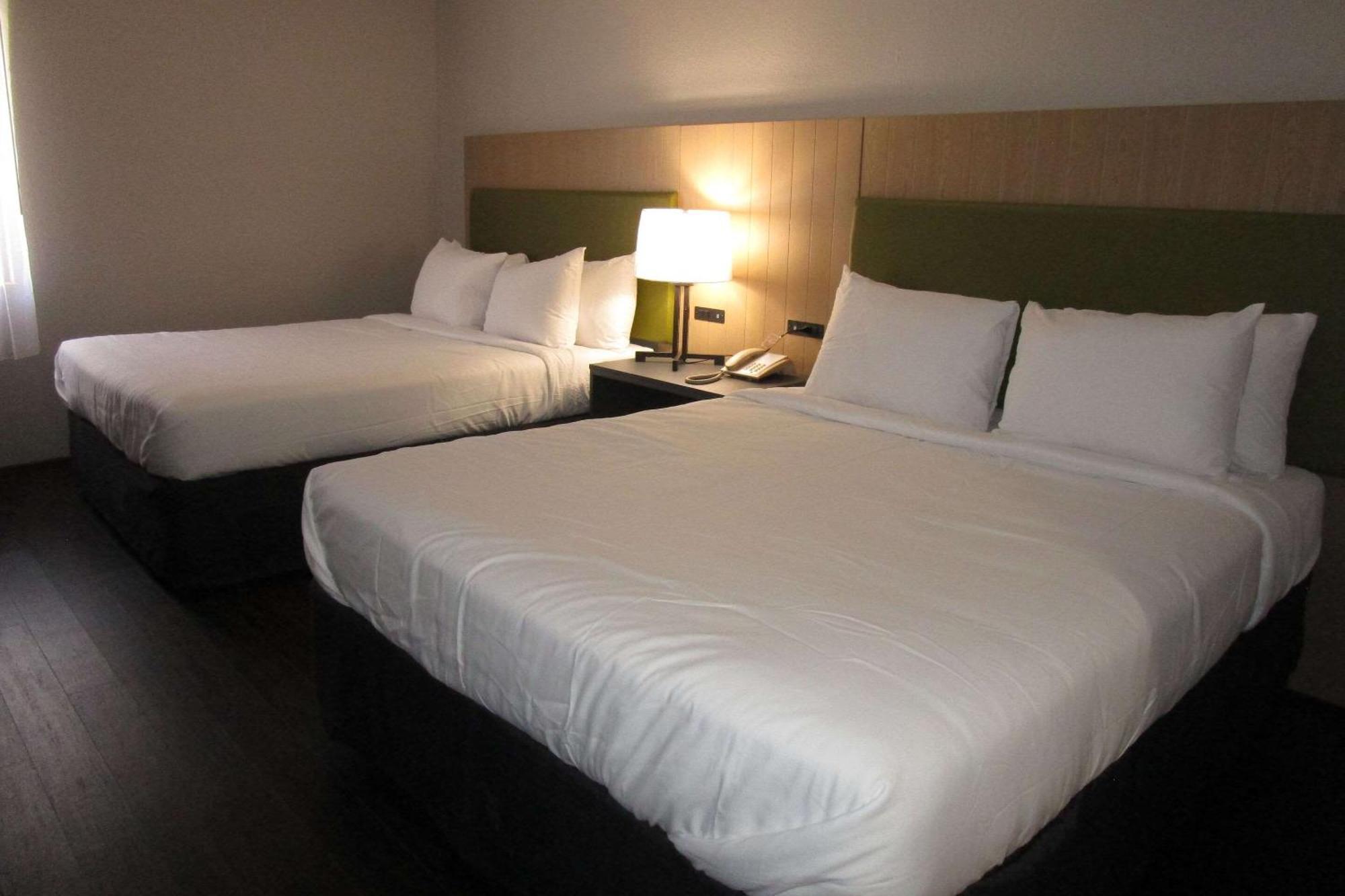 Country Inn & Suites By Radisson, Dunbar - Charleston Eksteriør bilde